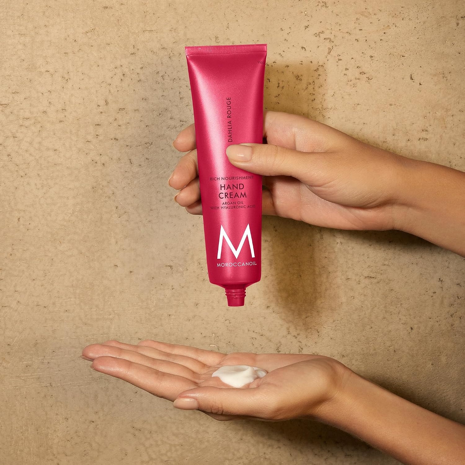 image:imageMoroccanoil HandcremeDahlia Rouge